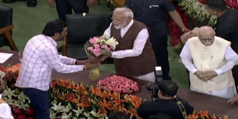 सांसद हनुमान बेनीवाल ने की पीएम मोदी से मुलाकात, नागौर में सैनिक स्कूल की रखी मांग