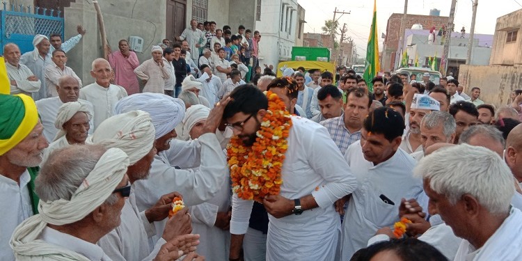 दिग्विजय ने सांसद दुष्यंत चौटाला के विकास कार्यों पर सीएम मनोहर लाल को दी खुली बहस की चुनौती