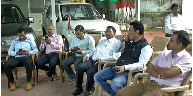मध्य प्रदेश में पटवारियों की हड़ताल खत्म, सरकार ने मानी शर्तें, मंत्री को मिली माफी