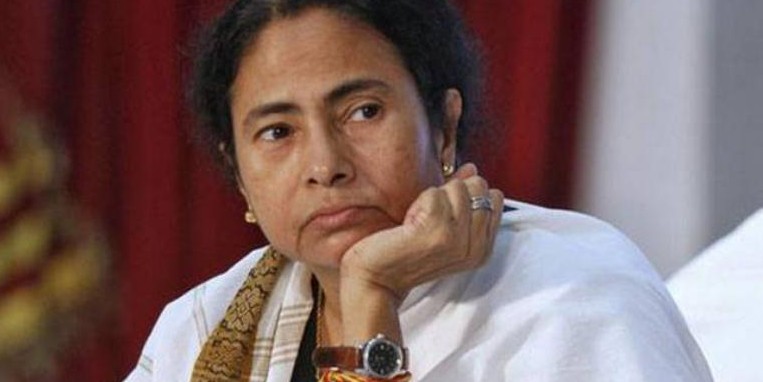 पश्चिम बंगाल में कट मनी पर फिर बवाल, कई नेताओं के घर पर हुआ प्रदर्शन