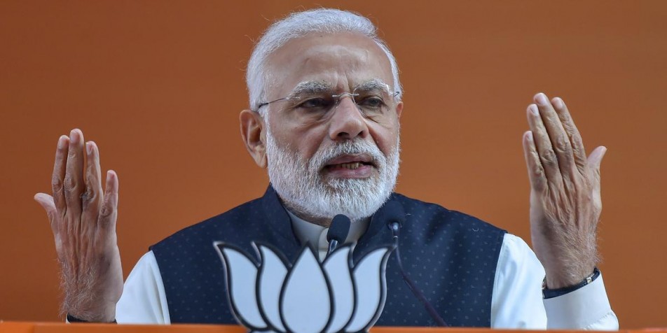 पीएम मोदी ने वाराणसी के वोटर्स को दिया संदेश, सुनाई काशी पर लिखी अपनी कविता