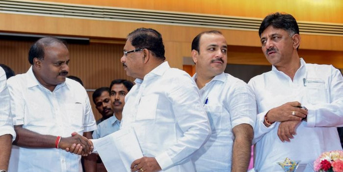 Karnataka cabinet: Cong aspirants pile pressure