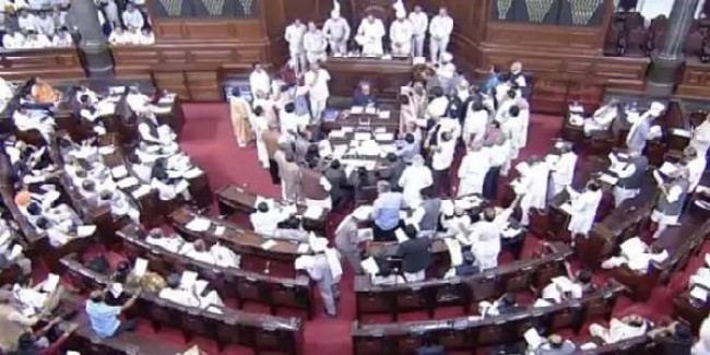 कश्मीर का 'पुनर्जन्म', मोदी सरकार ने बदल दिया 'जन्नत का भूगोल'