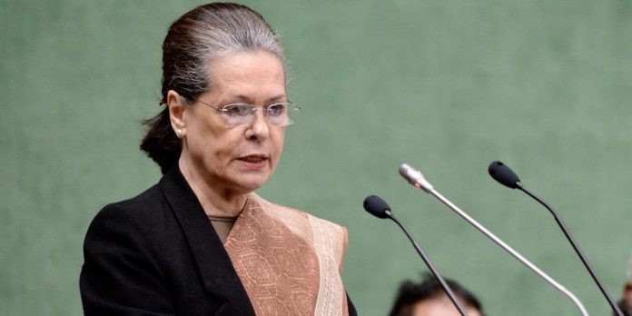 सोनिया, राहुल पर खुलेगा 100 Cr. टैक्स केस?