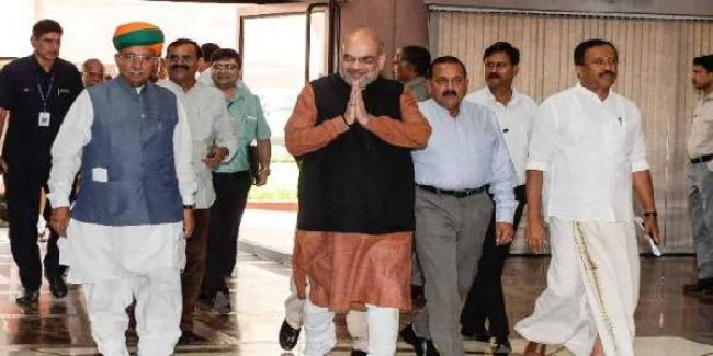 J-K के लिए अमित शाह का मेगा प्लान, 10 मंत्रालय मिलकर करेंगे विकास