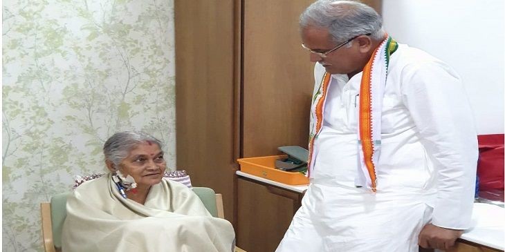 सीएम भूपेश बघेल की मां की स्थिति अभी भी गंभीर, डॉक्टर्स ने अगले 72 को बताया महत्वपूर्ण