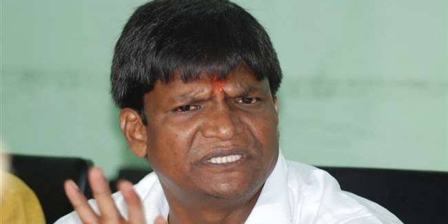 विधायक ढुल्लू महतो और पूर्व मंत्री जलेश्वर महतो के समर्थकों में हिंसक झड़प