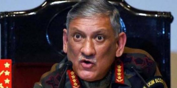 सेना प्रमुख ने पाक को चेताया, 'LoC पर की कोई हरकत तो सिखाएंगे सबक'