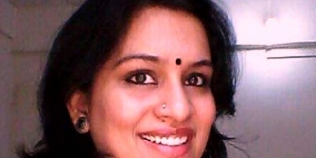 महिला IAS ने महात्मा गांधी के हत्यारे गोडसे को कहा- थैंक्यू, NCP ने की सस्पेंशन की मांग