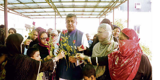 धारा 370 समाप्त करना ऐतिहासिक फैसला : रविशंकर