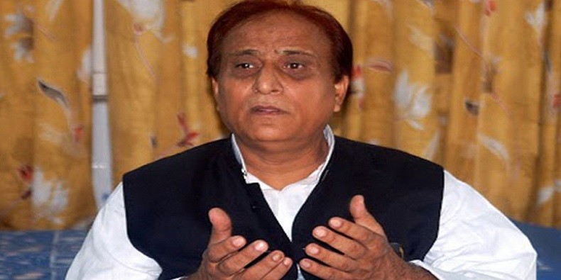 आजम खान का विवादित बयान, कहा- ‘तनखइया डीएम से करवाऊंगा मायावती के जूते साफ’