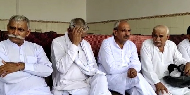 बहादुरगढ़ के विधायक नरेश कौशिक पर लोगों ने लगाए गंभीर आरोप