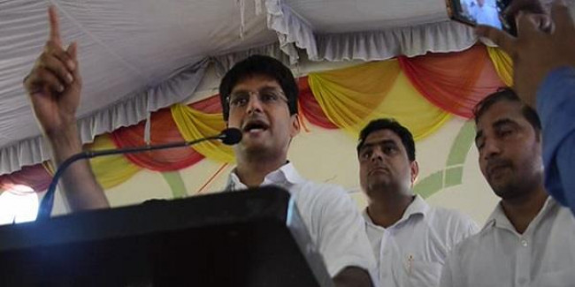 रेवाड़ी में हुए विकास कार्यों पर सरकार श्वेत पत्र जारी करे: दीपेन्द्र हुड्डा