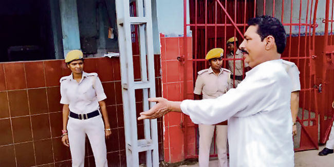 MLA अनंत का जेल में हुआ मेडिकल टेस्ट, बने कैदी नंबर 13617, आज रिमांड की अर्जी देगी पटना पुलिस