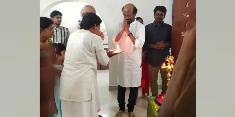 Rajinikanth keeps his promise, buys a house for veteran storywriter Kalaignanam