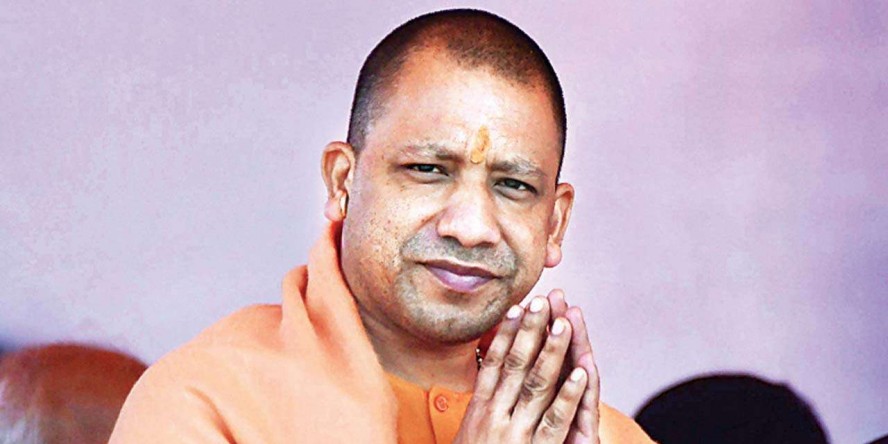 सीएम योगी ने मायावती पर साधा निशाना, कहा- बाबा साहेब को गाली देने वाले का कर रही समर्थन