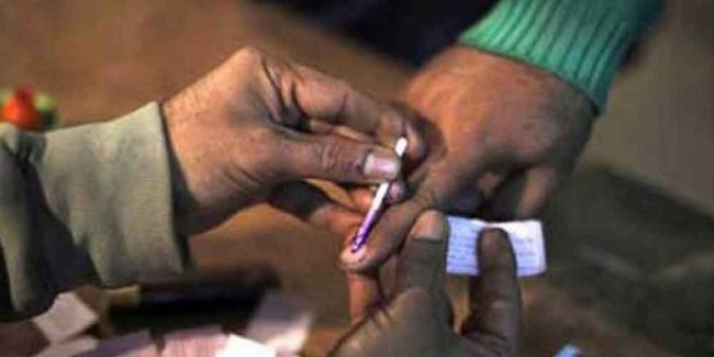 Andhra Pradesh to conduct re-polling at five centers