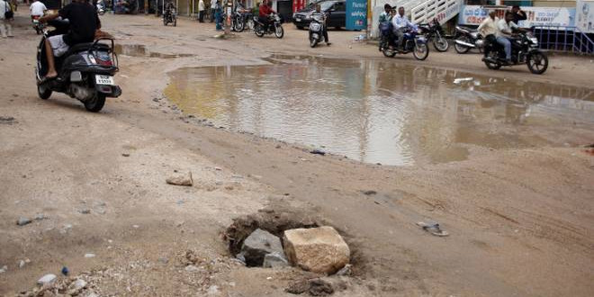 छत्तीसगढ़ / टोल प्लाजा का विरोध, कांग्रेस ने दिया धरना, कल बीपीएस करेगा चक्काजाम