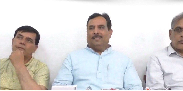 कैप्टन अभिमन्यु ने कांग्रेस पर साधा निशाना, कहा परिवारवाद की राजनीति से मुक्त होने का आ गया है समय