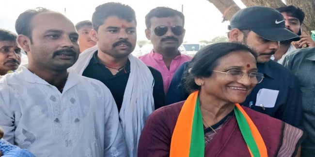 देशहित को ध्यान में रख किया डॉ. बहुगुणा जोशी का समर्थन - अमित पांडे "सर्वेश"