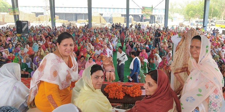 विधायक नैना सिंह चौटाला की हरी चुनरी चौपाल के अगले चरण का आगाज, बिगड़ती कानून व्यवस्था पर नैना चौटाला ने जताई चिंता