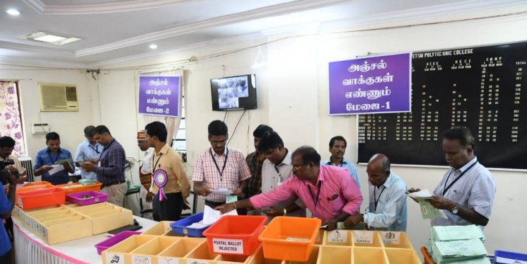 DMK-led alliance takes early lead in Lok Sabha tally
