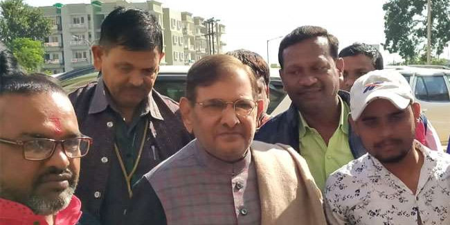 लालू प्रसाद से मिले शरद यादव, झारखंड चुनाव में लागू करेंगे बिहारी फार्मूला