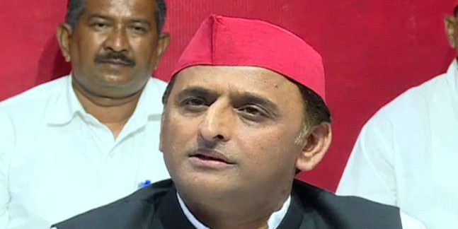 बसपा नेता व पूर्व मंत्री भूरा राम समर्थकों संग सपा में हुए शामिल, अखिलेश बोले- हम जमीन पर करेंगे काम