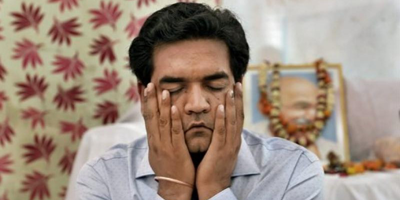 Delhi speaker disqualifies rebel AAP MLA Kapil Mishra