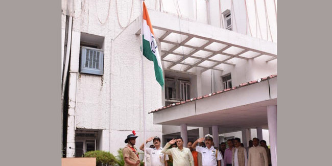 लोकतंत्र के रास्ते पर चलकर हमनें तीव्र गति से किया विकास: प्रेमचंद अग्रवाल