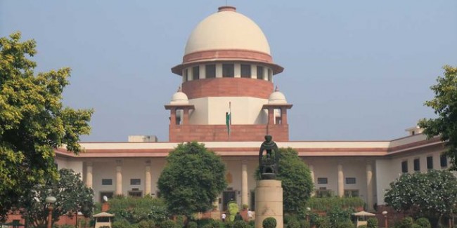 हज टूर ऑपरेटर्स की याचिका पर SC ने मोदी सरकार से मांगा जवाब, सोमवार को सुनवाई