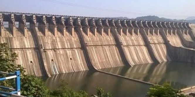नर्मदा के पानी के मुद्दे पर गुजरात और मध्य प्रदेश आमने-सामने