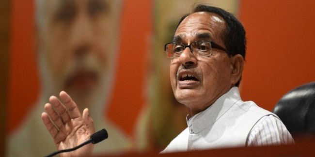 शिवराज ने ट्वीट किया राहुल गांधी का अधूरा वीडियो, कांग्रेस बोली- MP में हार का दिमाग पर भारी असर हुआ है