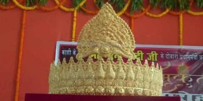 69 साल के हुए PM मोदी, वाराणसी के मंदिर में चढ़ाया गया सोने का मुकुट