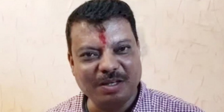 कमलनाथ सरकार को ब्लैकमेल कर रहे हैं दिग्विजय सिंह : उमंग सिंघार