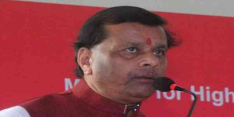 मंत्री की महिला को फटकार, कांग्रेस उतरी मैदान में, महिला से मंत्री को मिली क्लीन चिट