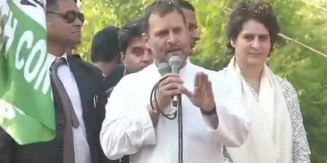 रोड शो के दौरान राहुल बोले, लोकसभा में फ्रंटफुट पर खेलेगी कांग्रेस, यूपी में बनाएंगे सरकार