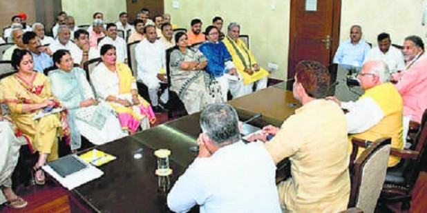 भाजपा अब जुटी विधानसभा चुनाव की जमीन तैयार करने में