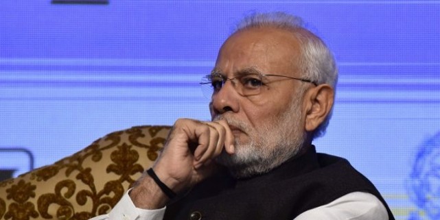 चुनाव आयोग की कारवाई, PM मोदी का हेलीकॉप्टर जांचने वाले अधिकारी निलंबित