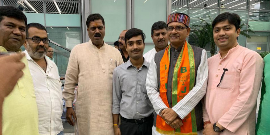 पश्चिम बंगाल में बीजेपी की जमीन मजबूत करने के लिए हावड़ा पहुंचे शिवराज सिंह चौहान