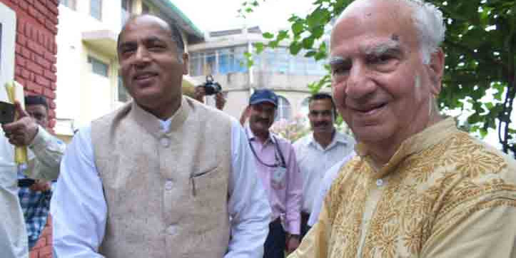धर्मशाला में भाजपा के तीन उम्मीदवारों के पैनल पर चर्चा, सीएम ने लिया फीडबैक