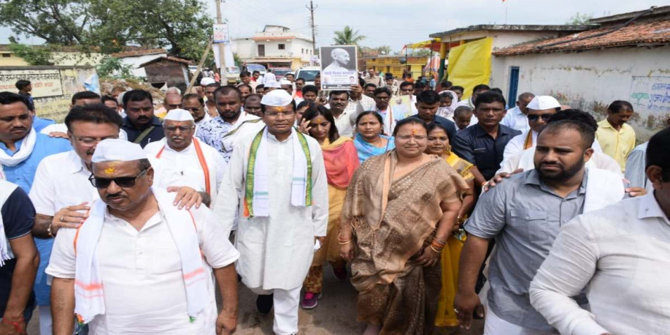 गांधी विचार यात्रा का पांचवा दिन, अनिला भेंड़िया ने कि सरकार की तारीफ
