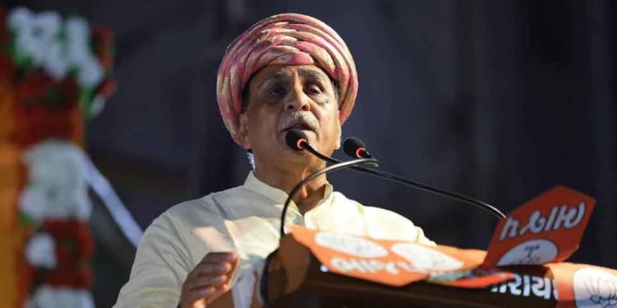 PM मोदी की लोकप्रियता से डर गई कांग्रेस, इसलिए चुनाव में नहीं उतरीं प्रियंका गांधी : विजय रूपाणी