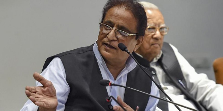 महिला कार्यकर्ताओं के साथ अभद्रता पर भड़के आजम, बोले- सड़क से लेकर संसद तक उठाऊंगा आवाज