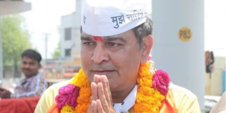 AAP प्रत्याशी बलबीर जाखड़ को EC से नोटिस, दी थी अधूरी जानकारी
