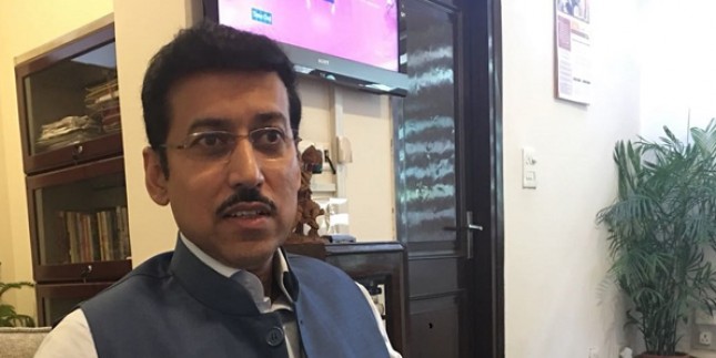 कांस्टेबल मोहनलाल के परिवार के सदस्य को नौकरी दी जाए: कर्नल राज्यवर्धन