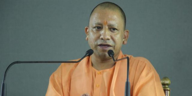 सीएम योगी का अफसरों को कड़ा संदेश, काम नहीं कर सकते तो फील्ड छोड़ें