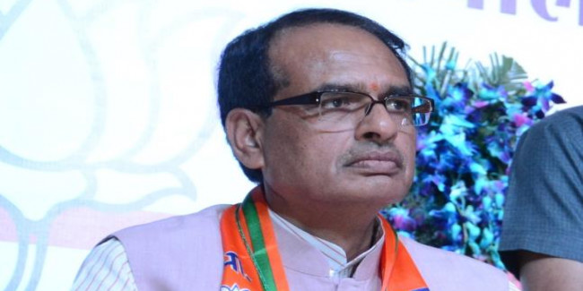 Jagan should learn from fall of family outfits: Shivraj Singh Chauhan