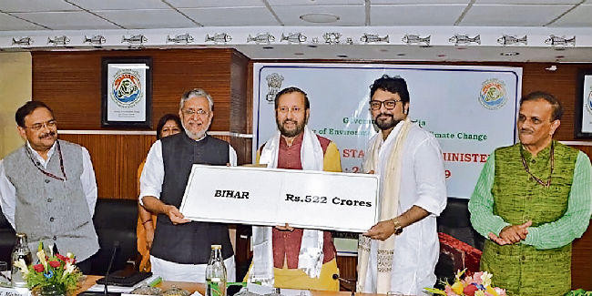 प्लास्टिक कैरी बैग पर देश में एक साथ लगे प्रतिबंध