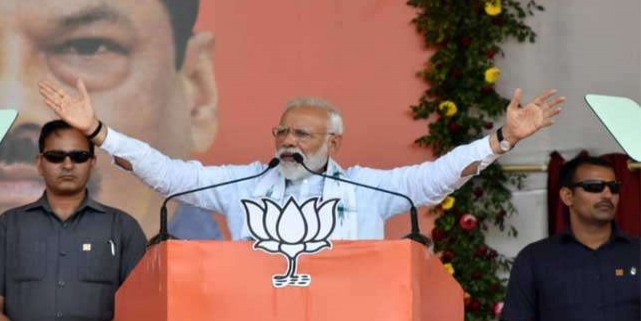 पीएम ने उठाया बोफोर्स का मुद्दा, कहा- नामदार जितना रोएंगे, पुरानी सच्चाई उतनी खुलेगी